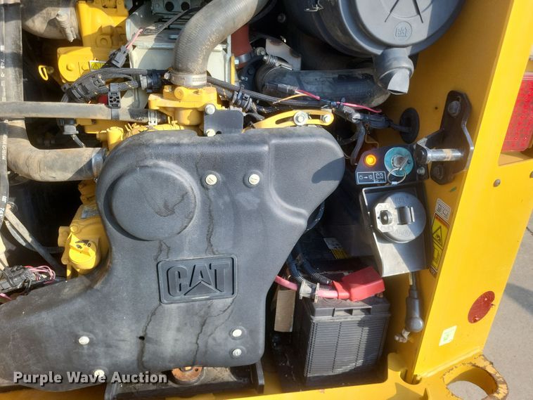 image for item EJ8046 2020 Caterpillar  299D3 tracked skid steer loader