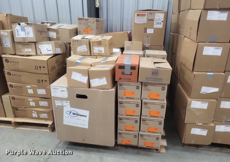 image for item EJ8050 Light fixtures 