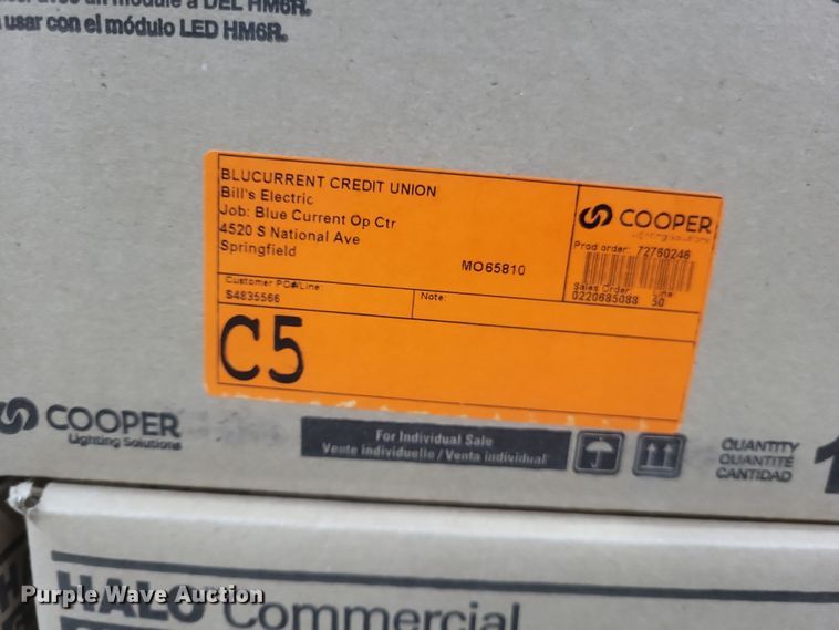 image for item EJ8050 Light fixtures 