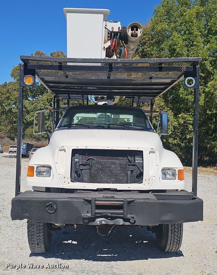 image for item EK0962 2006 Ford  F750 bucket truck