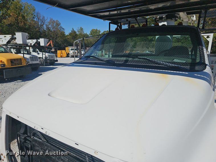 image for item EK0962 2006 Ford  F750 bucket truck