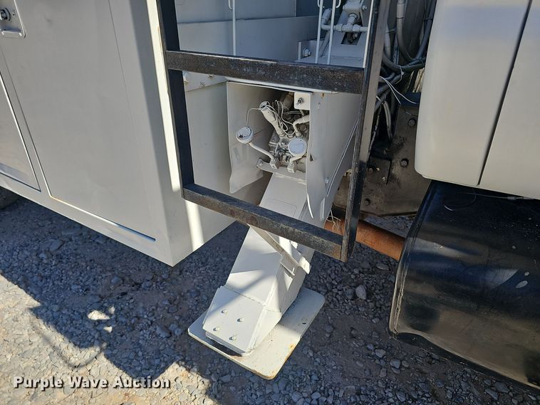 image for item EK0962 2006 Ford  F750 bucket truck