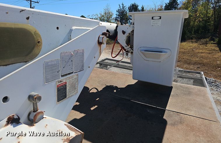 image for item EK0962 2006 Ford  F750 bucket truck