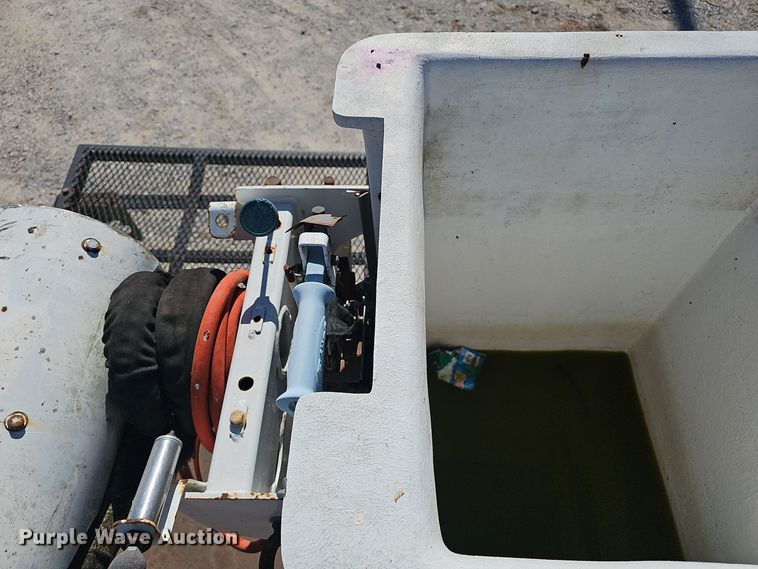 image for item EK0962 2006 Ford  F750 bucket truck