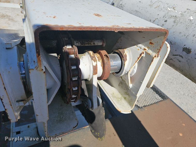 image for item EK0962 2006 Ford  F750 bucket truck