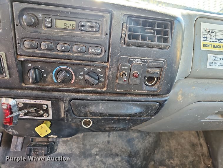 image for item EK0962 2006 Ford  F750 bucket truck