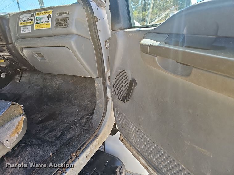 image for item EK0962 2006 Ford  F750 bucket truck