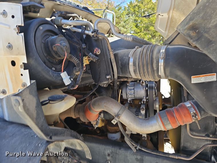 image for item EK0962 2006 Ford  F750 bucket truck