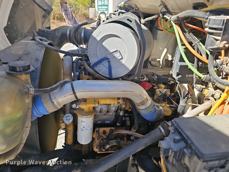 image for item EK0962 2006 Ford  F750 bucket truck