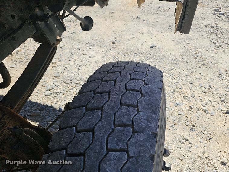 image for item EK0962 2006 Ford  F750 bucket truck