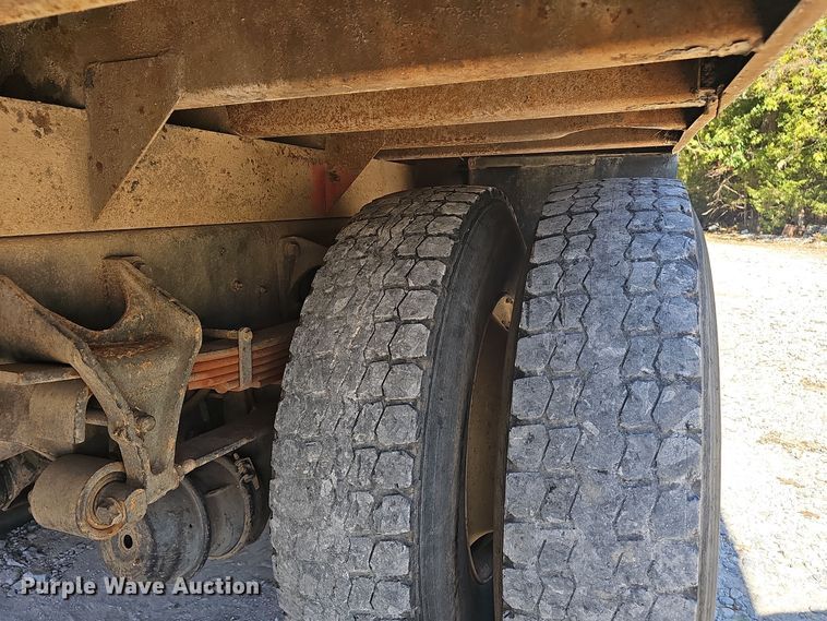 image for item EK0962 2006 Ford  F750 bucket truck