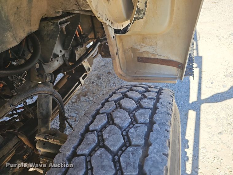 image for item EK0962 2006 Ford  F750 bucket truck