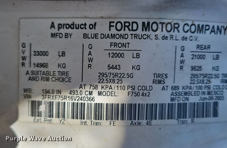 image for item EK0962 2006 Ford  F750 bucket truck