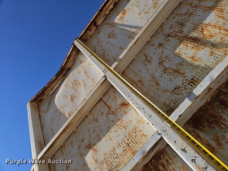 image for item EK0966 1984 Ford L9000 crane truck