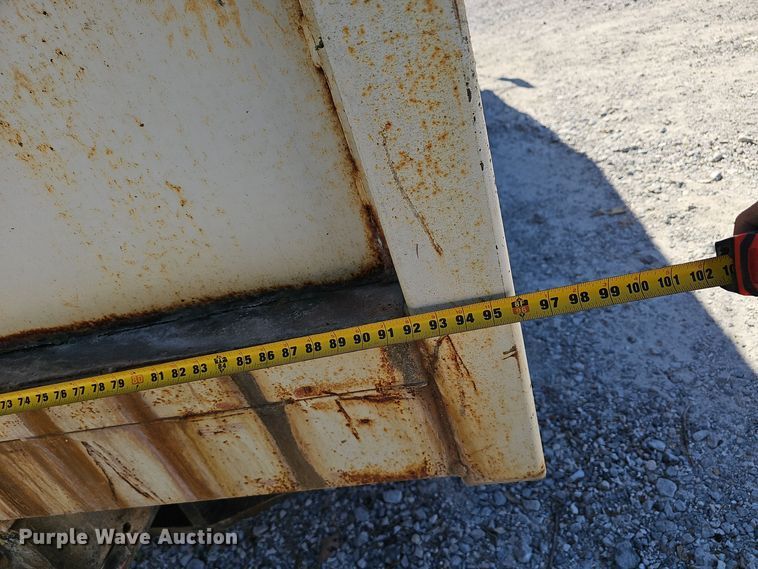 image for item EK0966 1984 Ford L9000 crane truck