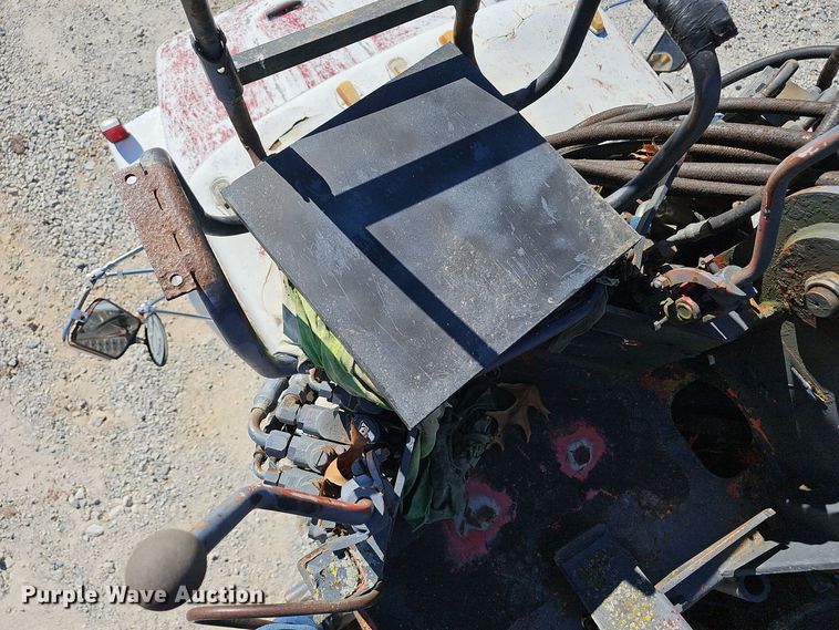 image for item EK0966 1984 Ford L9000 crane truck