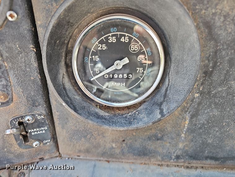 image for item EK0966 1984 Ford L9000 crane truck