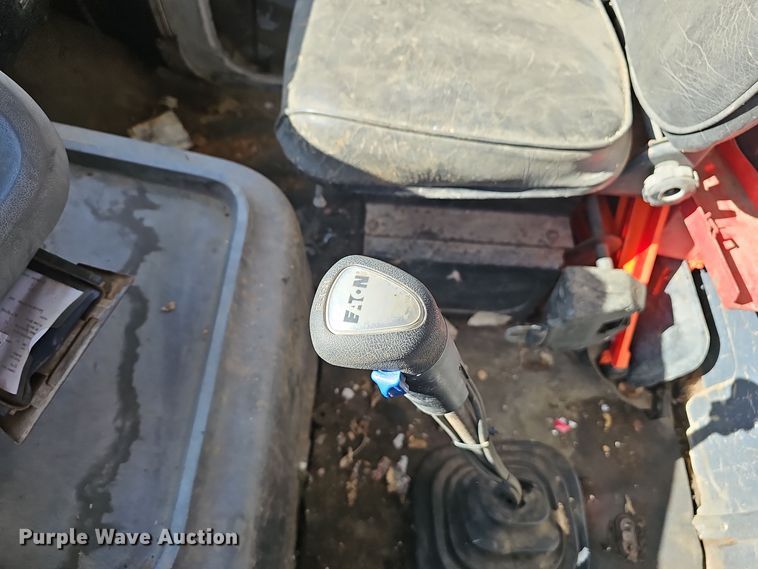 image for item EK0966 1984 Ford L9000 crane truck