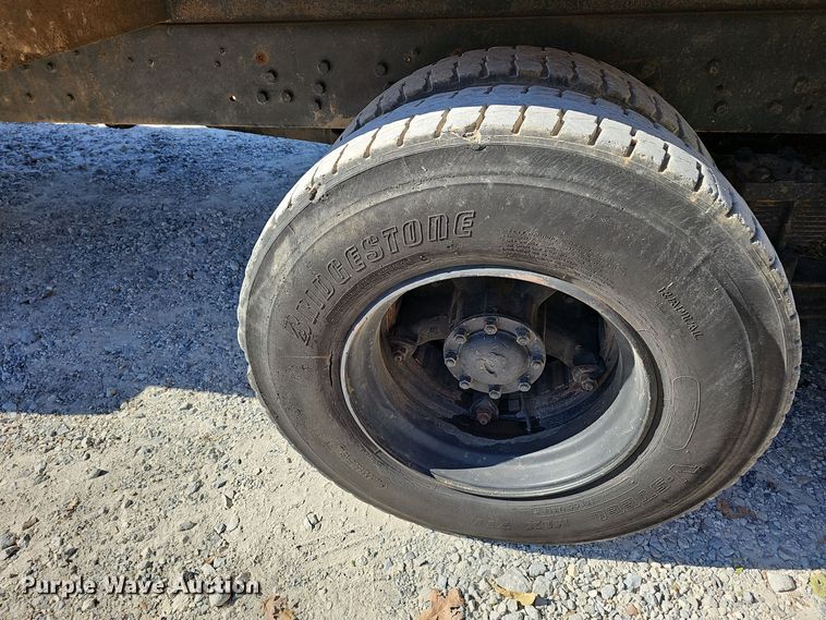 image for item EK0966 1984 Ford L9000 crane truck