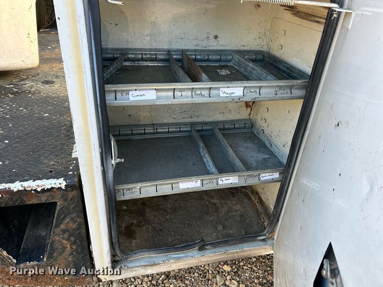 image for item EK3351 2011 Ford F550 Super Duty XL bucket truck