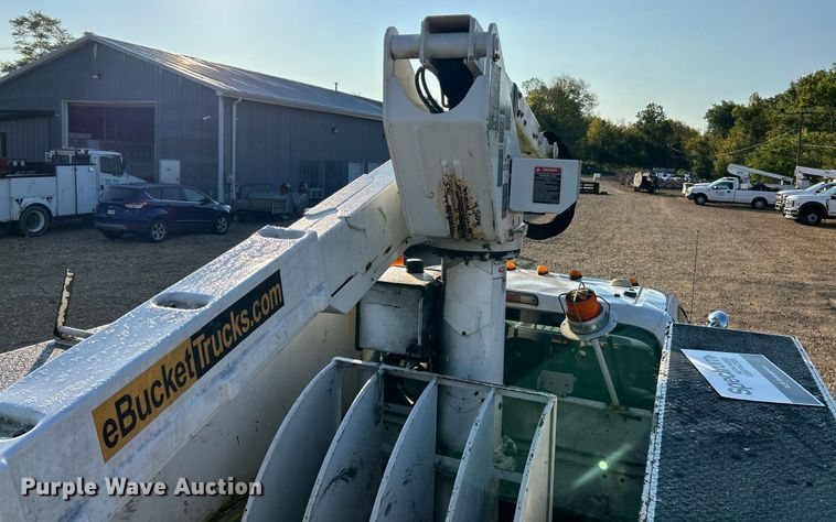image for item EK3351 2011 Ford F550 Super Duty XL bucket truck