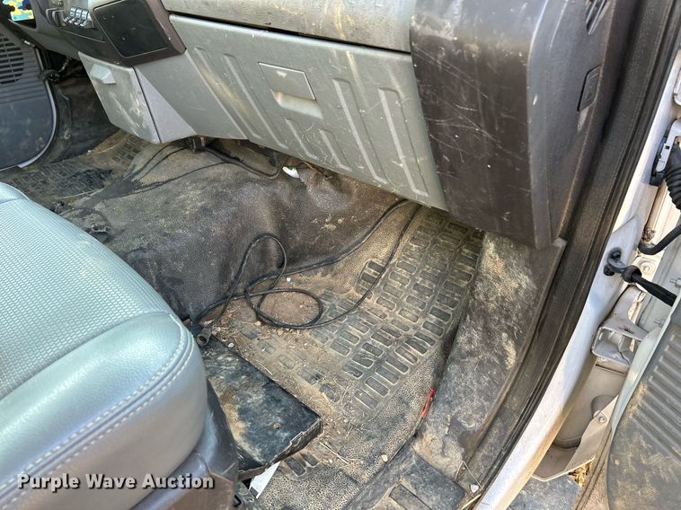 image for item EK3351 2011 Ford F550 Super Duty XL bucket truck