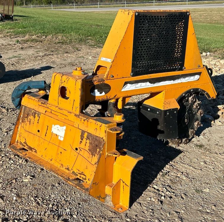 image for item EK3472 Skid steer stump grinder 