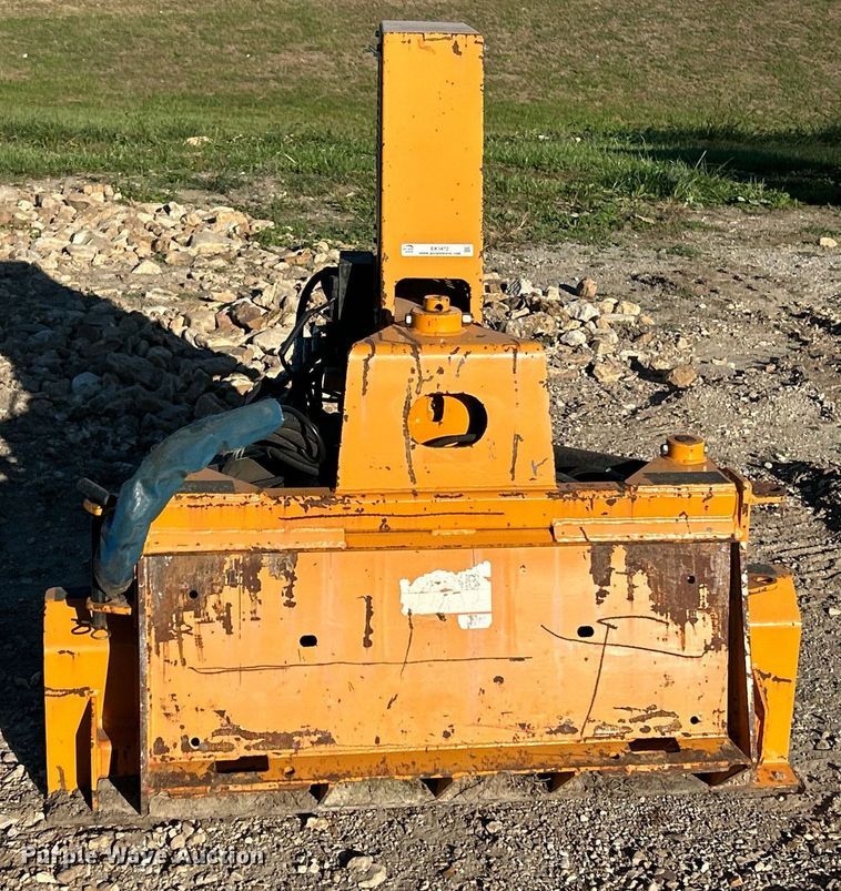 image for item EK3472 Skid steer stump grinder 