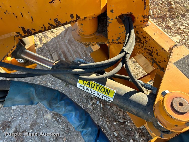 image for item EK3472 Skid steer stump grinder 