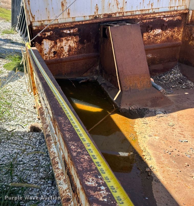 image for item EK3482 American Equipment Co dump bed