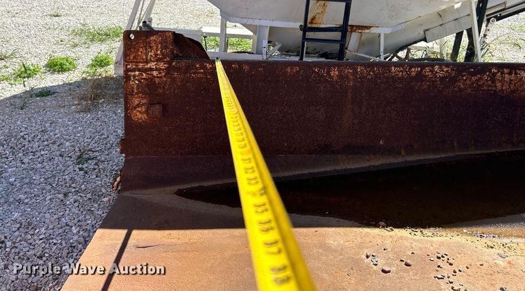 image for item EK3482 American Equipment Co dump bed