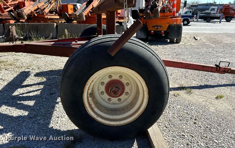 image for item EK3485 Unverferth  RGE-1202 running gear