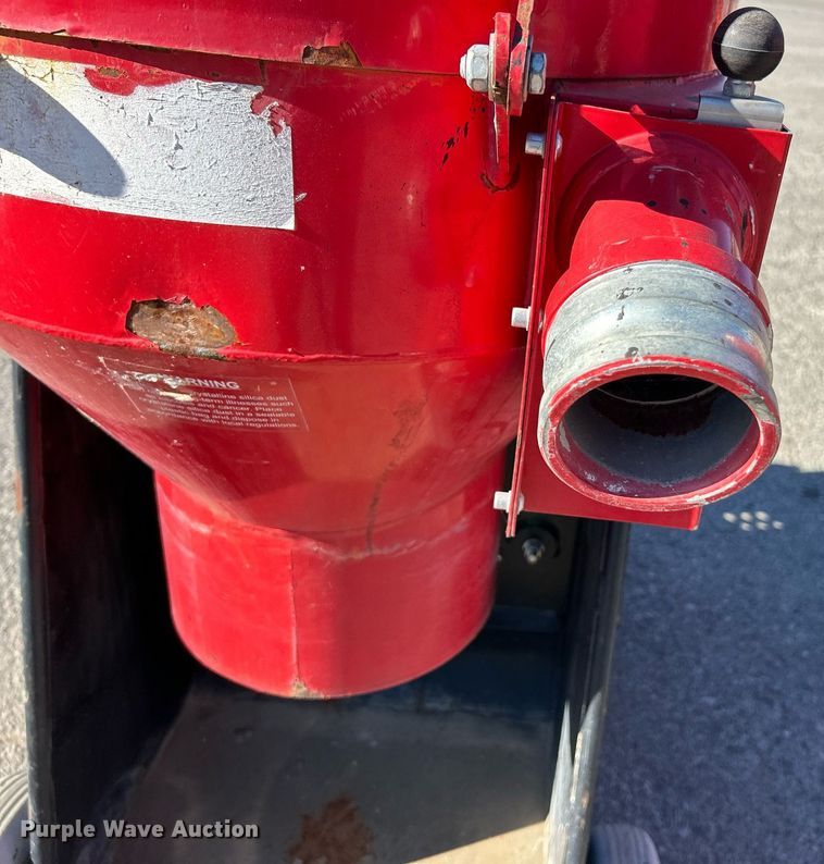 image for item EK3491 Husqvarna T8600 Ermator dust collector