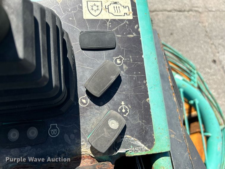 image for item EK3499 2017 Whiteman STX6H power trowel