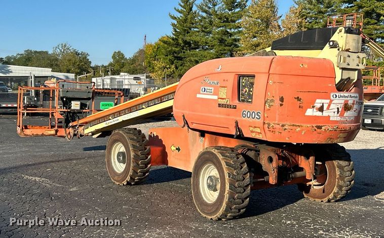 image for item EK3513 2006 JLG 600S boom lift