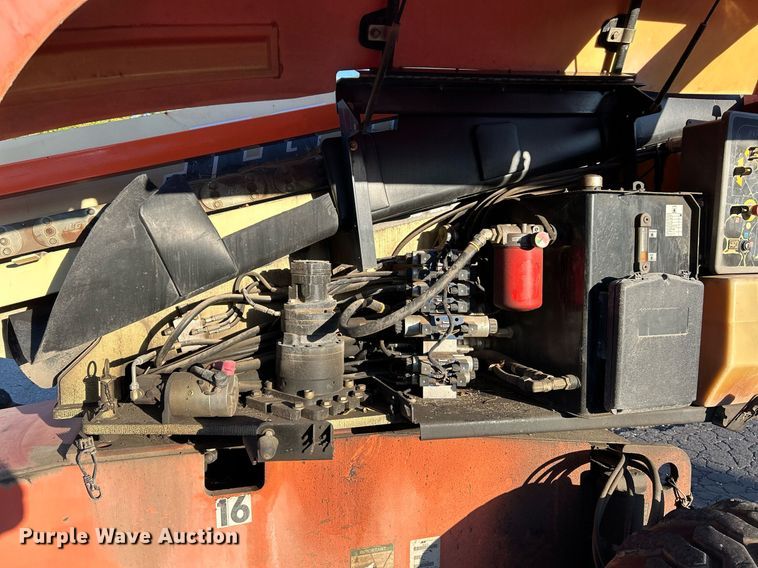 image for item EK3513 2006 JLG 600S boom lift