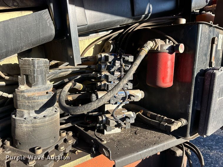 image for item EK3513 2006 JLG 600S boom lift