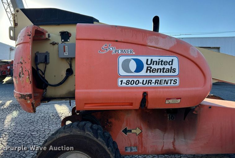 image for item EK3513 2006 JLG 600S boom lift