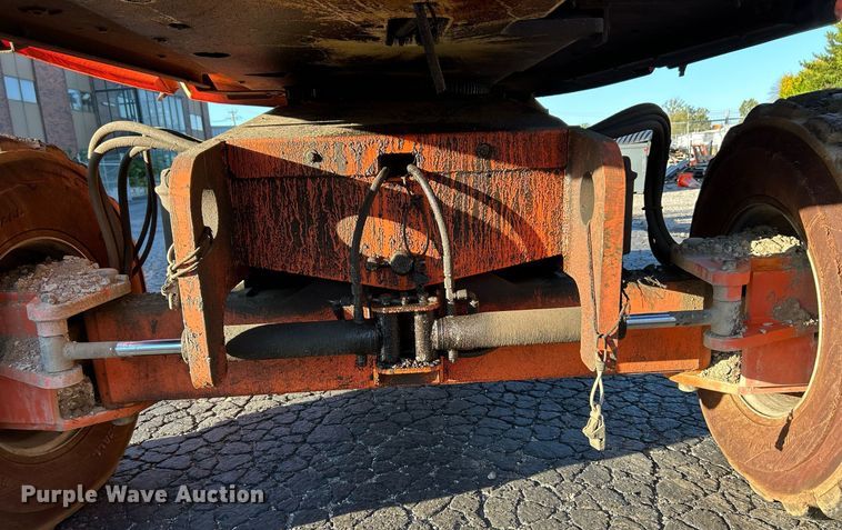 image for item EK3513 2006 JLG 600S boom lift