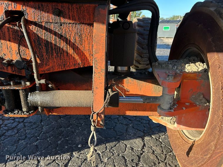 image for item EK3513 2006 JLG 600S boom lift