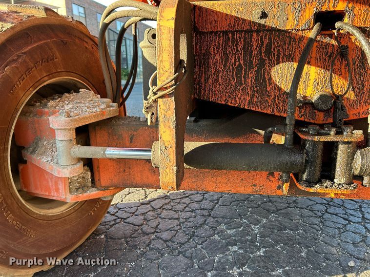 image for item EK3513 2006 JLG 600S boom lift