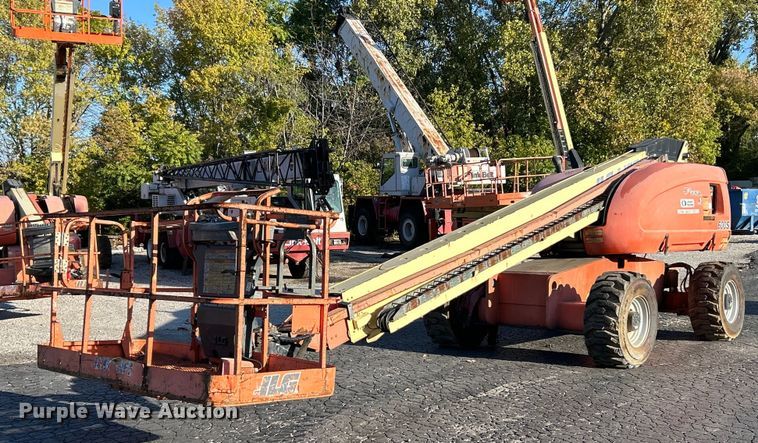 image for item EK3514 2006 JLG 600S boom lift