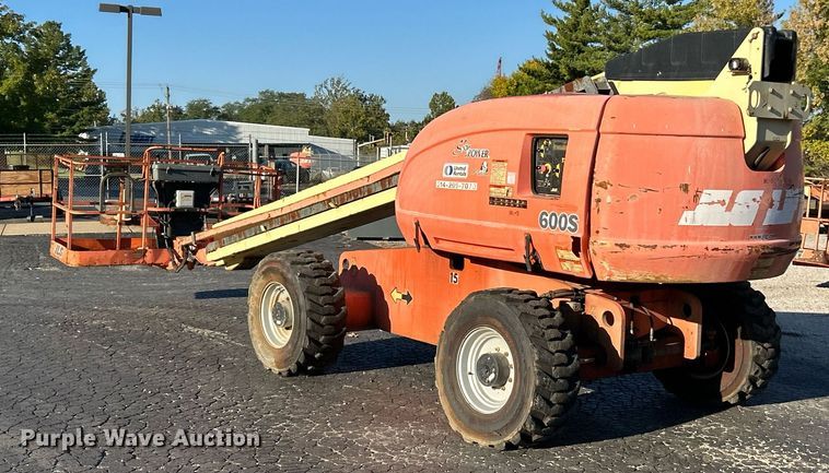 image for item EK3514 2006 JLG 600S boom lift