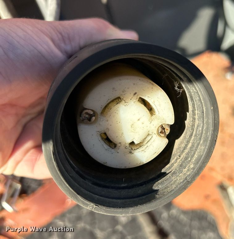 image for item EK3514 2006 JLG 600S boom lift