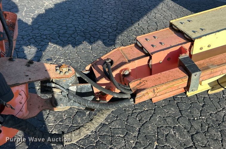 image for item EK3514 2006 JLG 600S boom lift