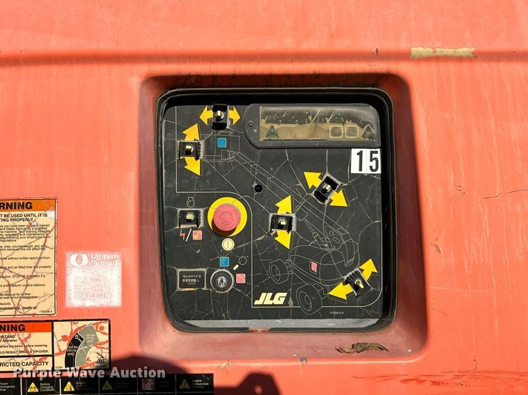 image for item EK3514 2006 JLG 600S boom lift