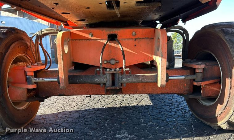 image for item EK3514 2006 JLG 600S boom lift