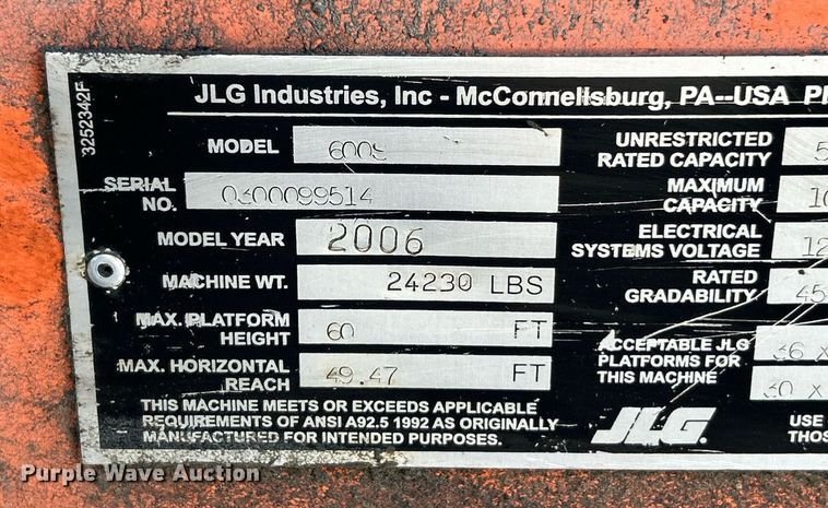 image for item EK3514 2006 JLG 600S boom lift