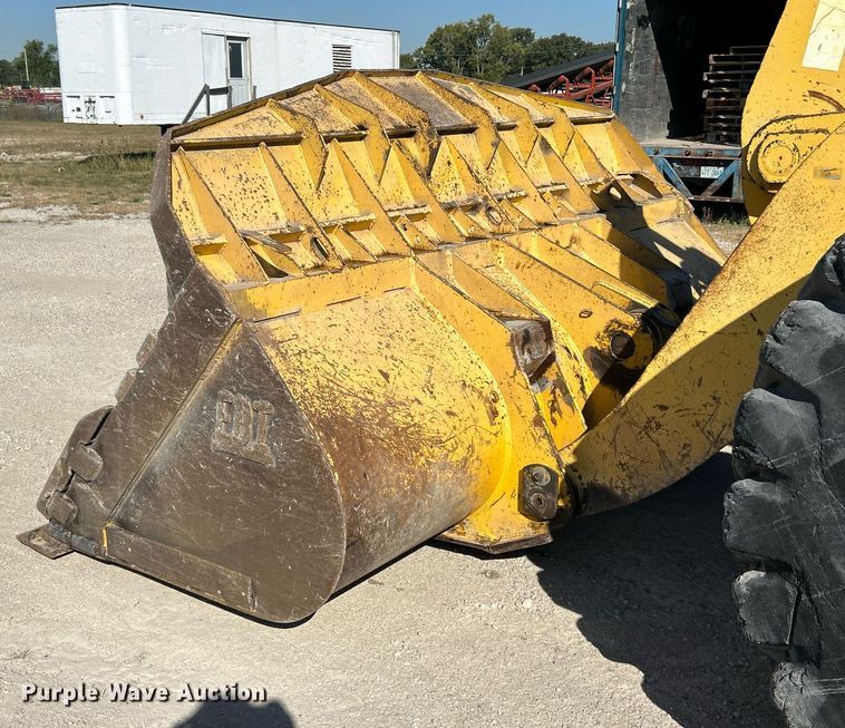 image for item EK3515 2003 Komatsu WA470-5H wheel loader