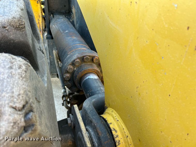 image for item EK3515 2003 Komatsu WA470-5H wheel loader